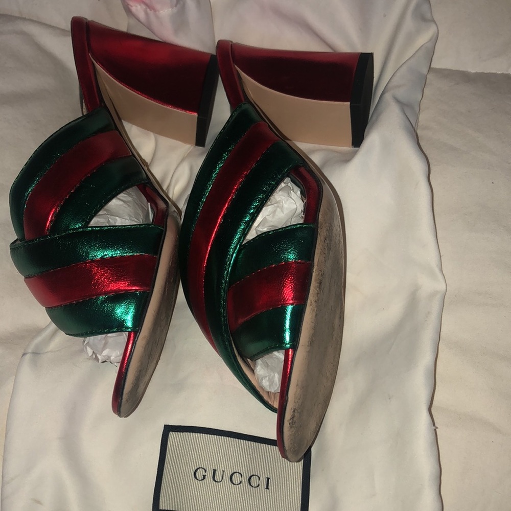Authentic Gucci slides - Picture 2 of 5